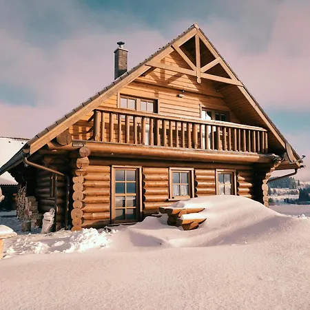 Prázdninový dům Luxusna Drevena Zrubova V Obci