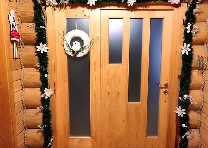 Luxusna Drevena Zrubova V Obci